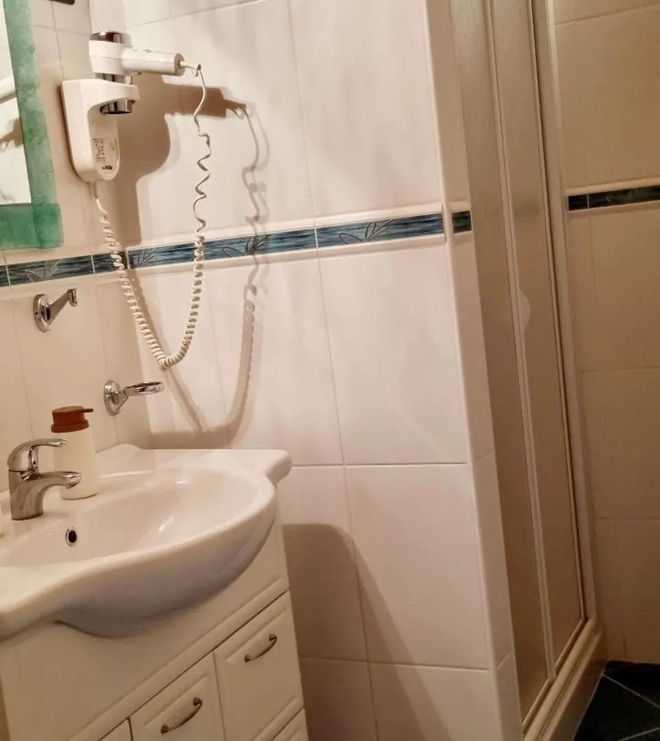 Bed & Breakfast Nadija Rooms Funtana Croatia